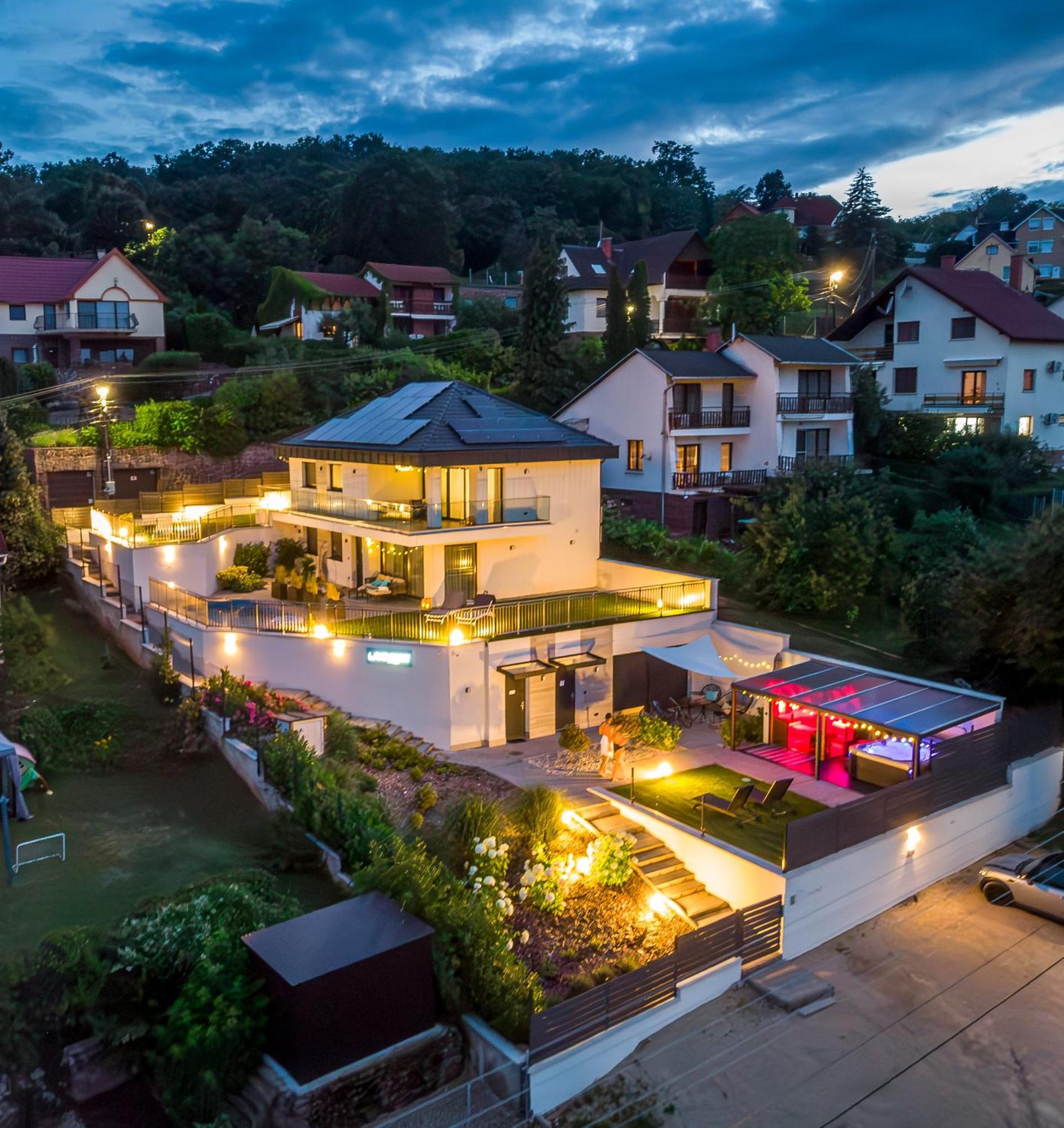 Lake Spirit Boutique Apartments 발라톤알마디 외부 사진